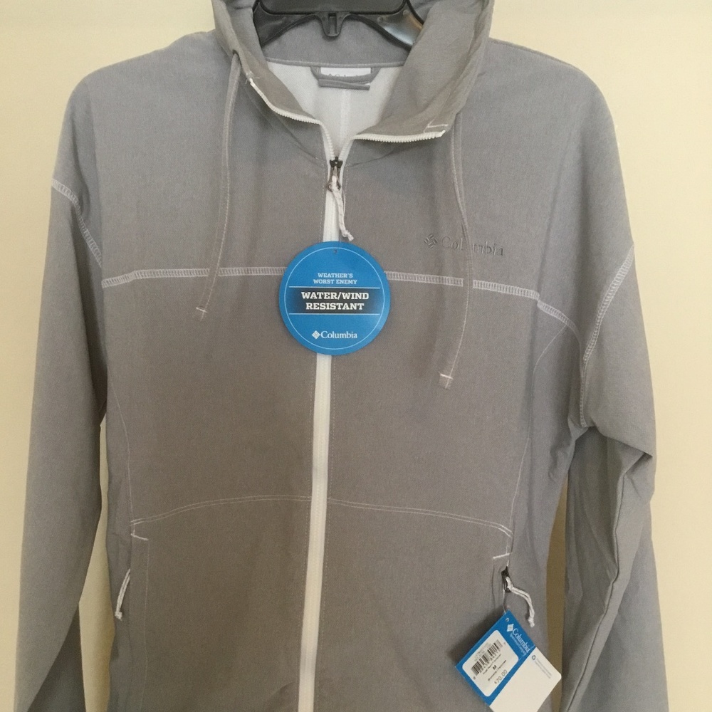 Columbia windbreaker/ rain coat